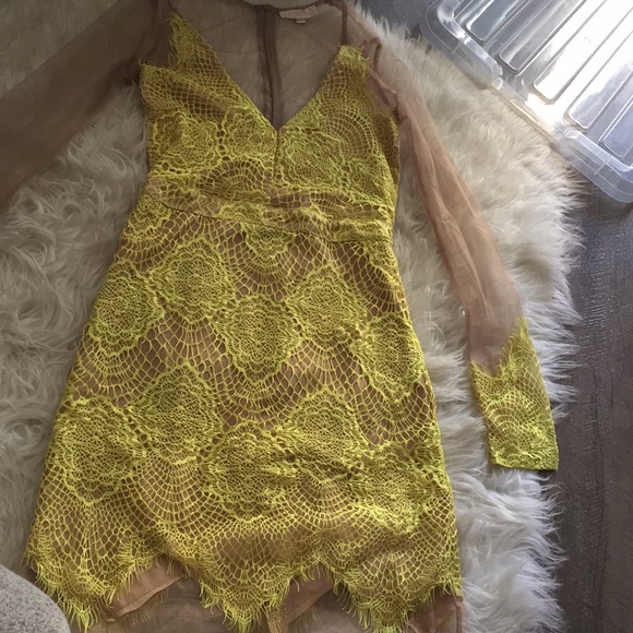 Dresses & Skirts - Dress